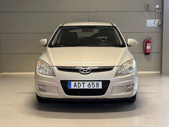 Hyundai i30 4 of 13