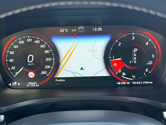 Volvo V60 20 of 30