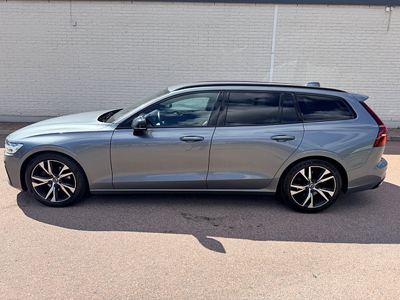 Volvo V60 3 of 30