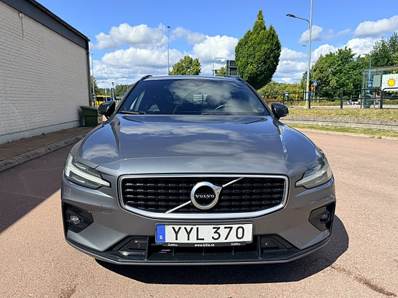 Volvo V60 9 of 30