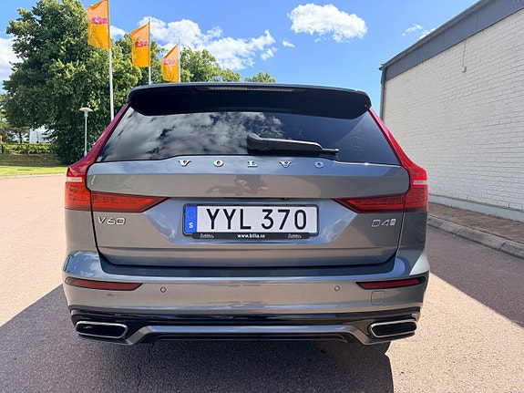 Volvo V60 5 of 30