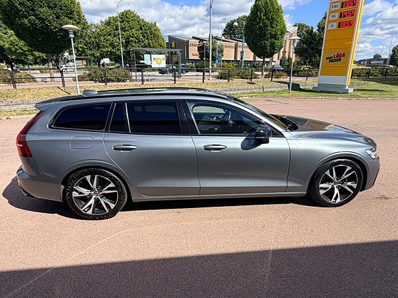 Volvo V60 7 of 30