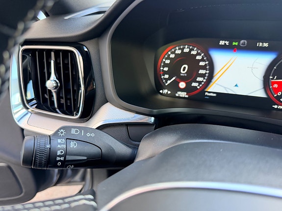 Volvo V60 26 of 30