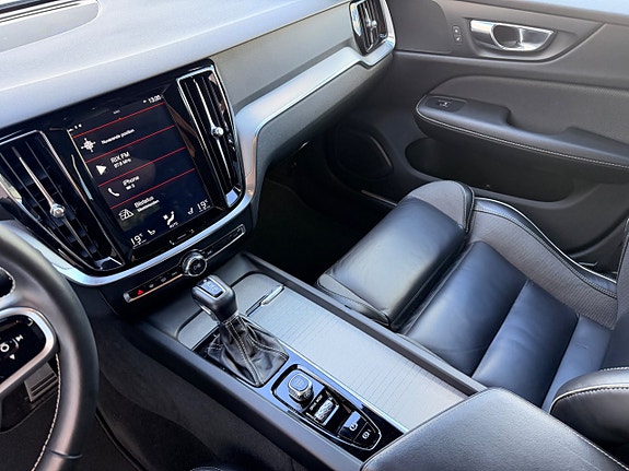 Volvo V60 15 of 30