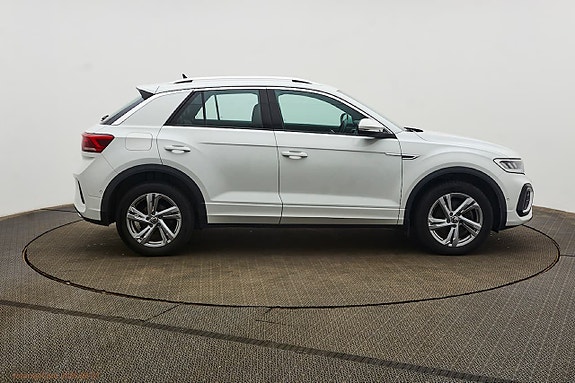 Volkswagen T-Roc 7 of 15