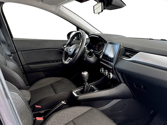 Renault Captur 11 of 15