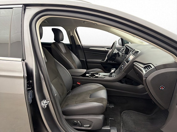 Ford Mondeo 15 of 30