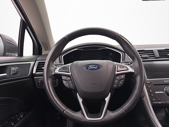 Ford Mondeo 21 of 30