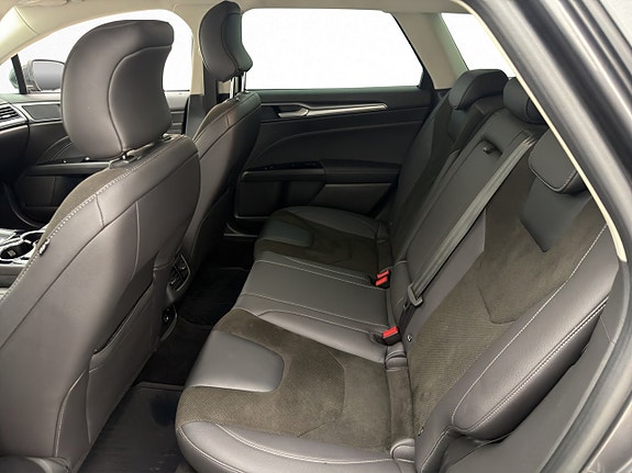 Ford Mondeo 18 of 30