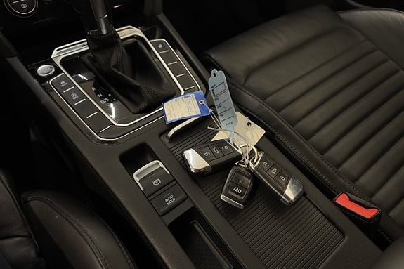 Volkswagen Passat Alltrack 20 of 24