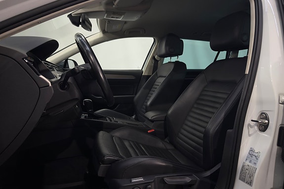 Volkswagen Passat Alltrack 8 of 24