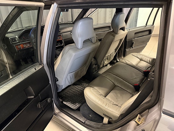 Volvo 940 12 of 26
