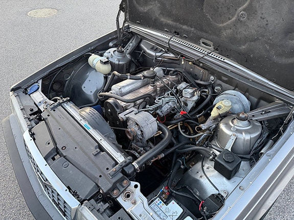 Volvo 940 18 of 26