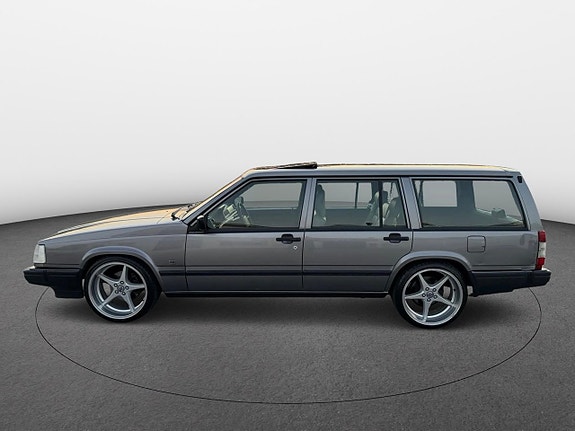 Volvo 940 2 of 26