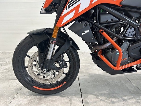 KTM 125 Duke Euro 4 11 of 11