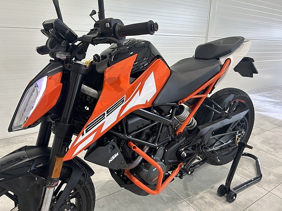 KTM 125 Duke Euro 4 7 of 11