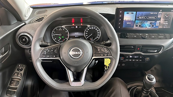 Nissan Juke 13 of 16