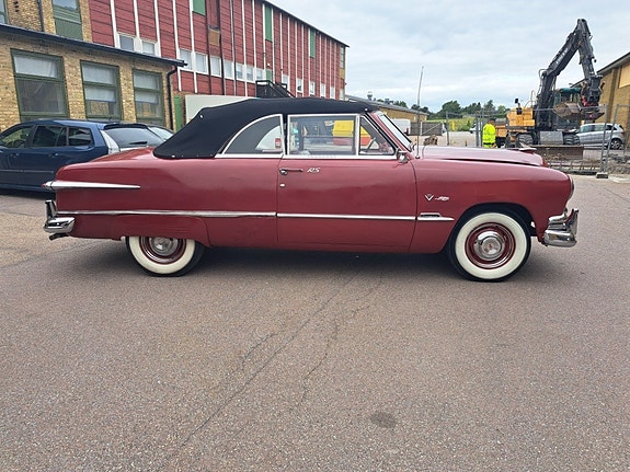 Ford Custom 4 of 12