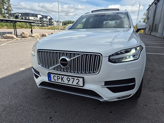 Volvo XC90 6 of 27