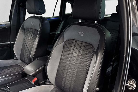 Volkswagen Tiguan 10 of 21