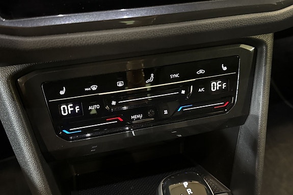Volkswagen Tiguan 16 of 21