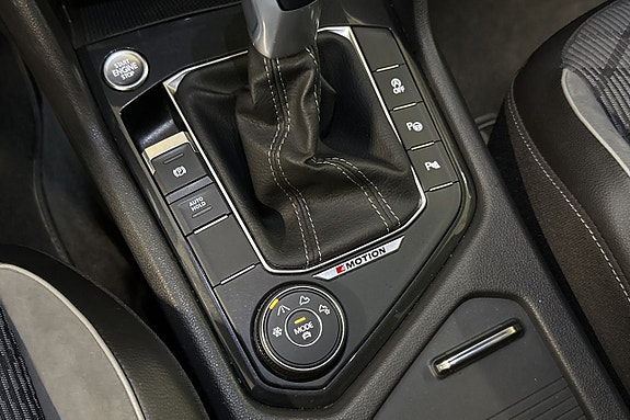 Volkswagen Tiguan 15 of 21