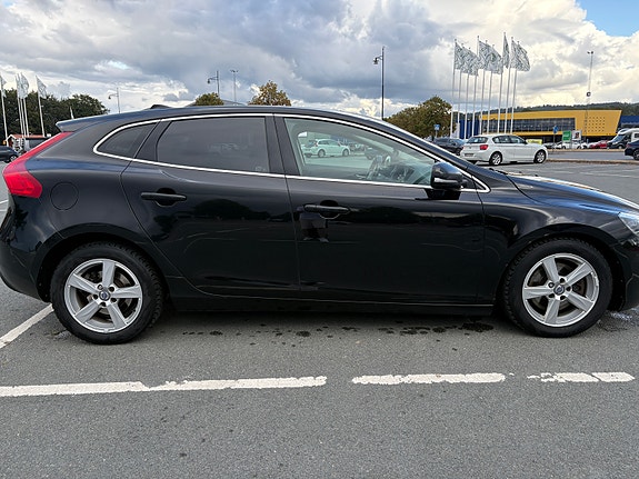 Volvo V40 5 of 8