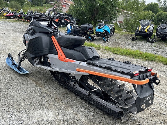 Lynx 49 Ranger Pro 850 3 of 5