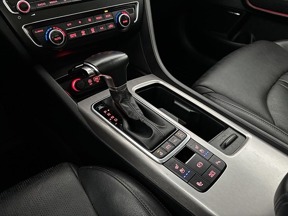 Kia Optima 12 of 27