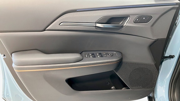 Kia EV5 11 of 16