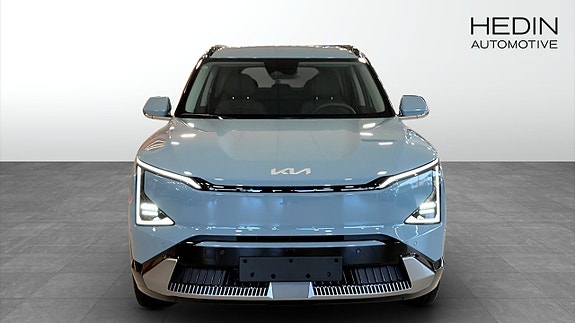 Kia EV5 8 of 16