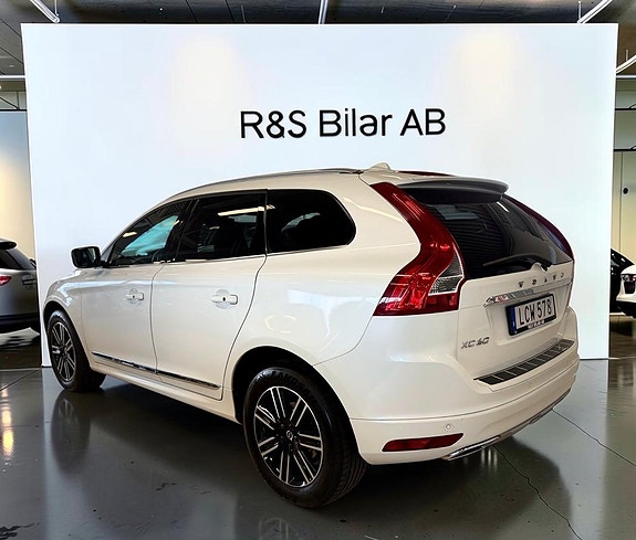 Volvo XC60 7 of 24