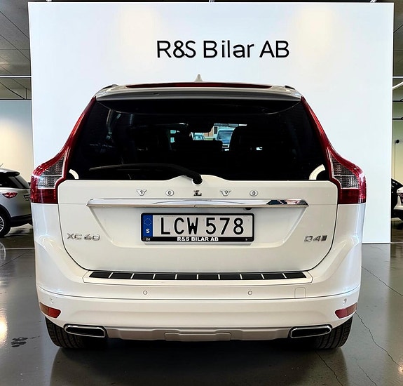 Volvo XC60 6 of 24