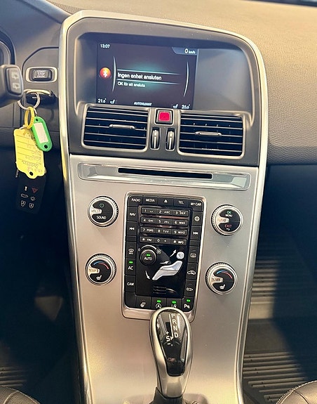 Volvo XC60 15 of 24