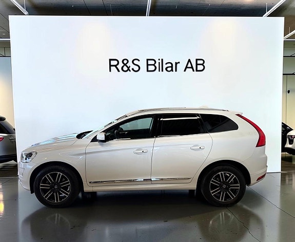 Volvo XC60 8 of 24