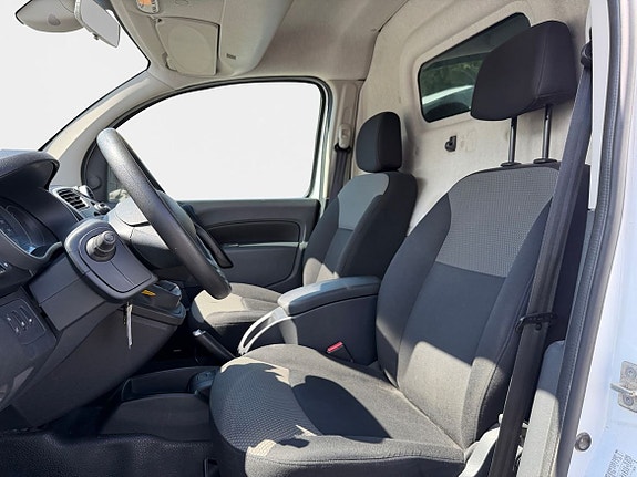 Renault Kangoo Express 13 of 18