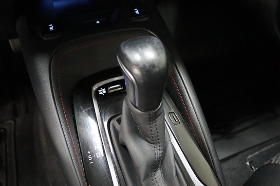 Toyota Corolla 18 of 29