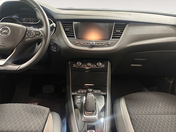 Opel Grandland 12 of 18
