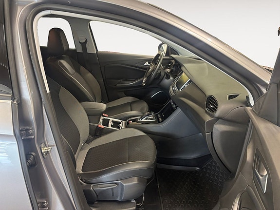 Opel Grandland 16 of 18