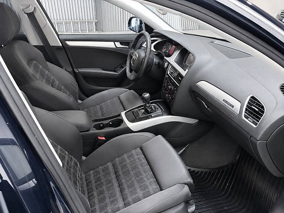 Audi A4 9 of 9