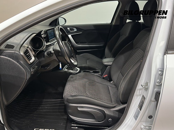 Kia Ceed 8 of 16