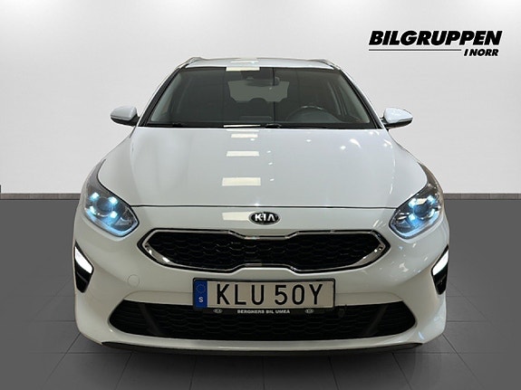 Kia Ceed 2 of 16