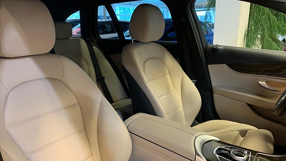 Mercedes-Benz C220 d 11 of 17
