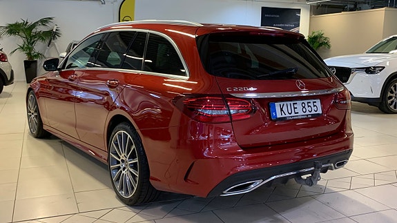 Mercedes-Benz C220 d 2 of 17