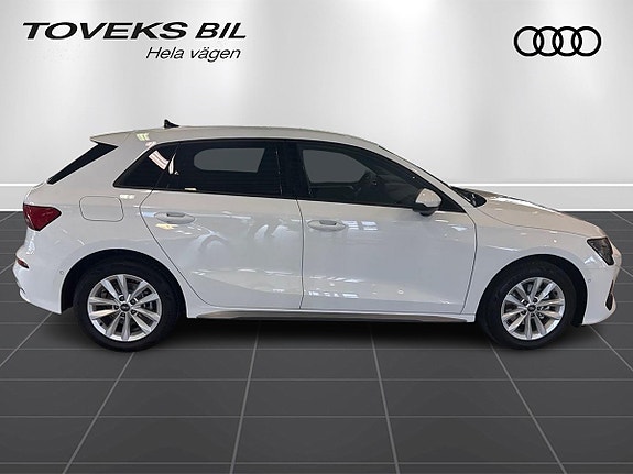 Audi A3 4 of 12