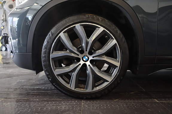 BMW X1 2 of 21