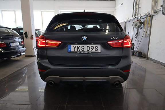 BMW X1 8 of 21