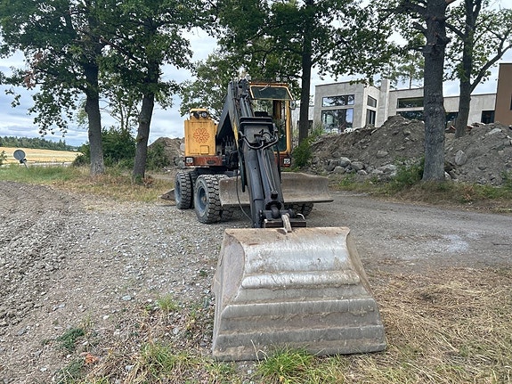 Hjulgrävare Åkerman H7Mc / Med tiltrotator samt redskap 2 of 6