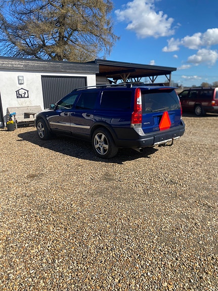 Volvo XC70 5 of 7