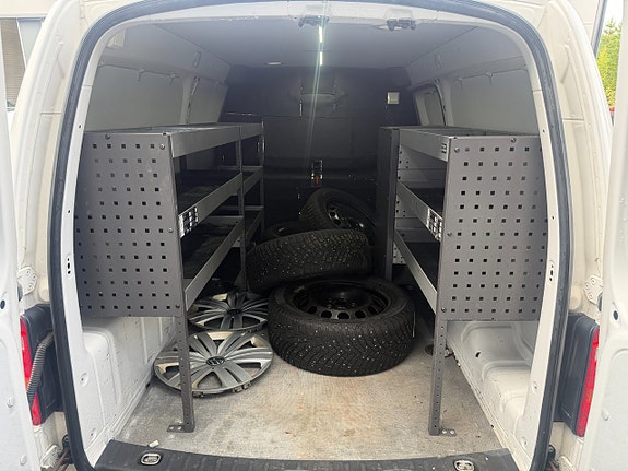 Volkswagen Caddy Maxi 13 of 13